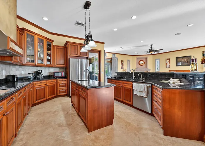Luxurious Tuscan-style With Magnificent Panoramic Views * Gold Canyon
