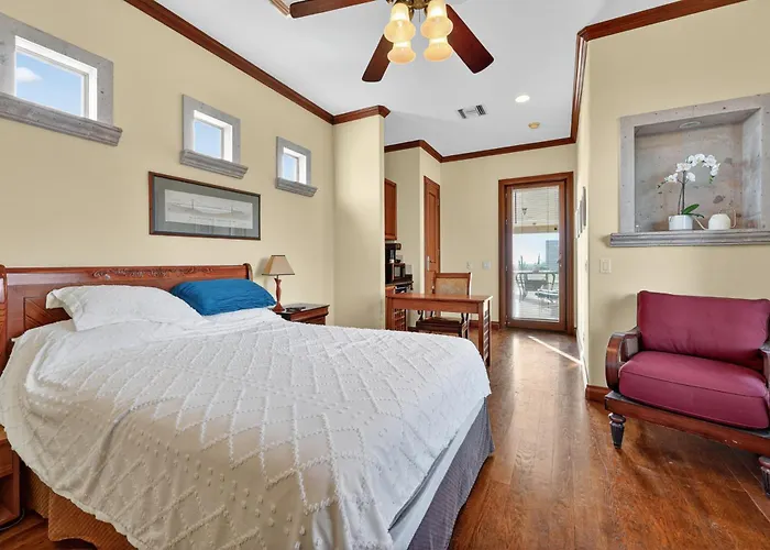 Luxurious Tuscan-style With Magnificent Panoramic Views Gold Canyon